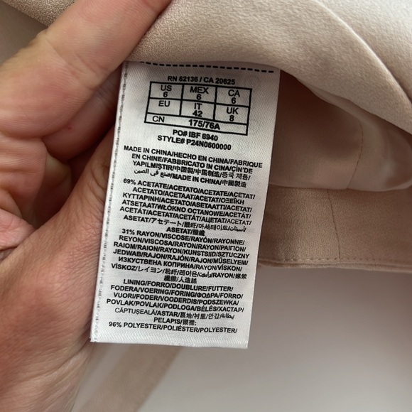 Marciano blush cropped blazer - Picture 5 of 6